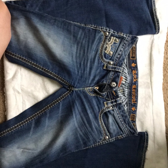 Rock Revival Jeans - Picture 3 of 4